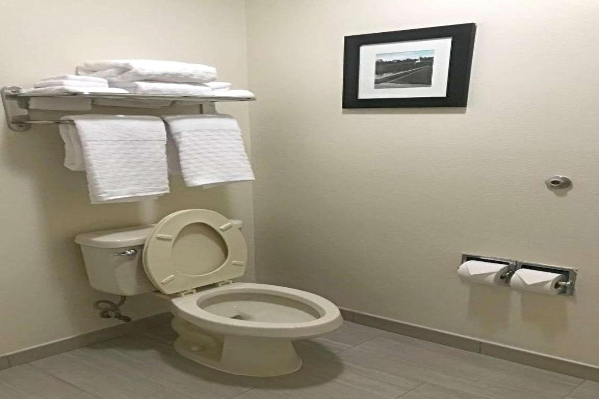 Rodeway Inn & Suites O'Fallon Εξωτερικό φωτογραφία